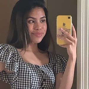 Meet your Posher, Jilian